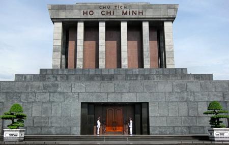 Ho Chi Minh Mausoleum Image