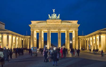 Brandenburg Gate Image